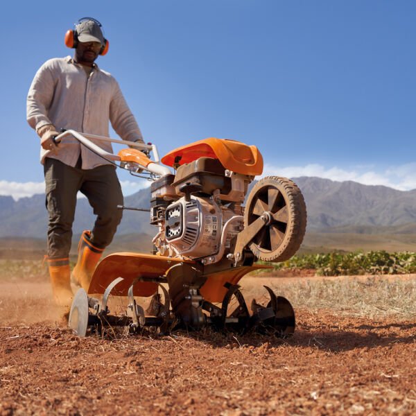 Stihl MH 610 Benzinli Çapa Makinesi 6 HP 2 İleri 1 Geri