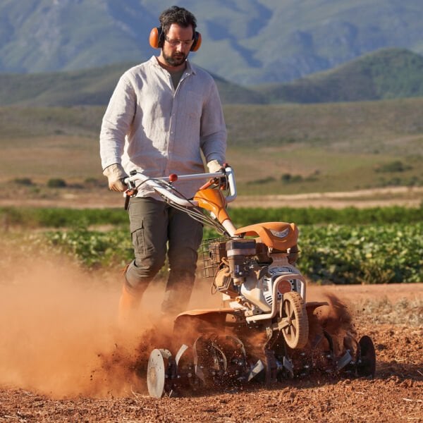 Stihl MH 710 Benzinli Çapa Makinesi 7.1 HP 2 İleri 1 Geri