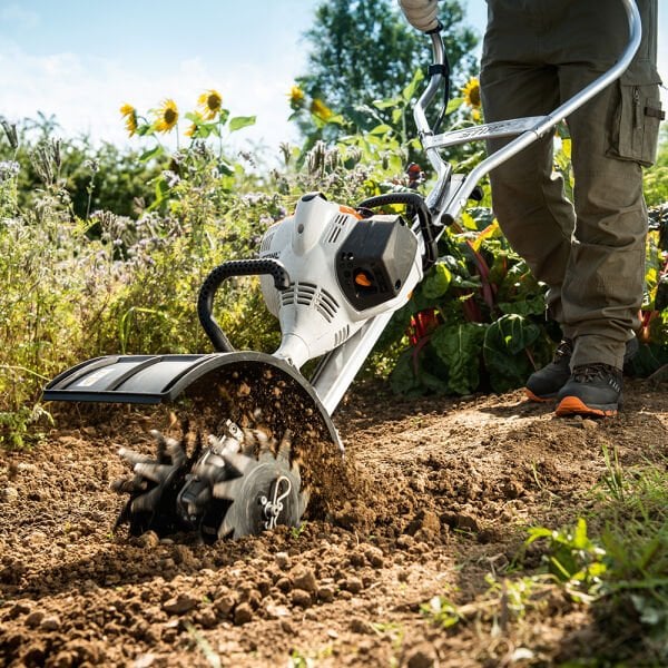 Stihl MM 56 Benzinli Çapa Makinesi 1.2 HP Hafif ve Kompakt